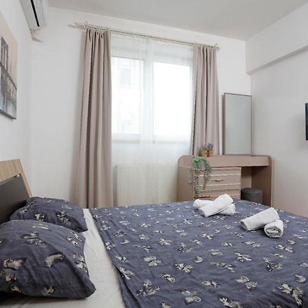 Rico'S 3 Bedroom City Center Apartment Bukarest Exterior foto